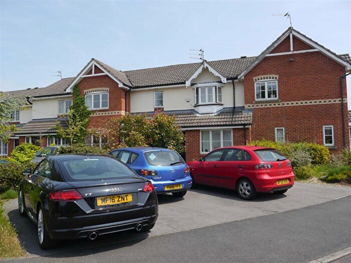 2 Bedroom Property To Rent In Tiverton Drive, Wilmslow, Cheshire, SK9