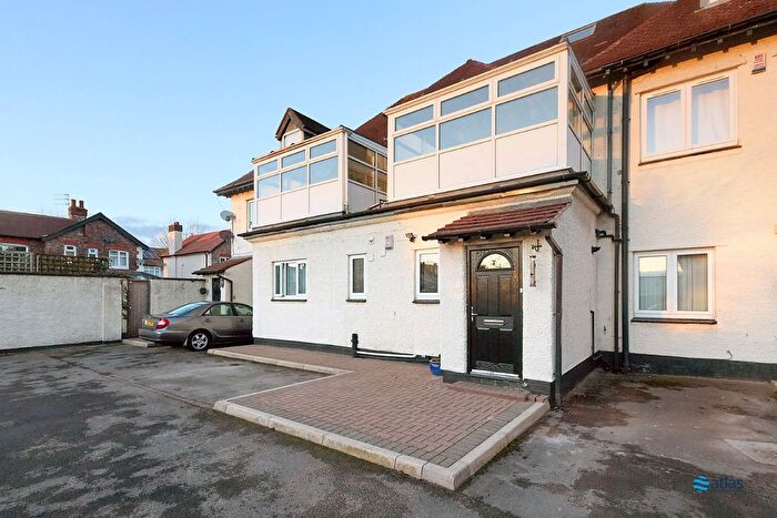 1 Bedroom Flat For Sale In Minehead Road, Aigburth, L17