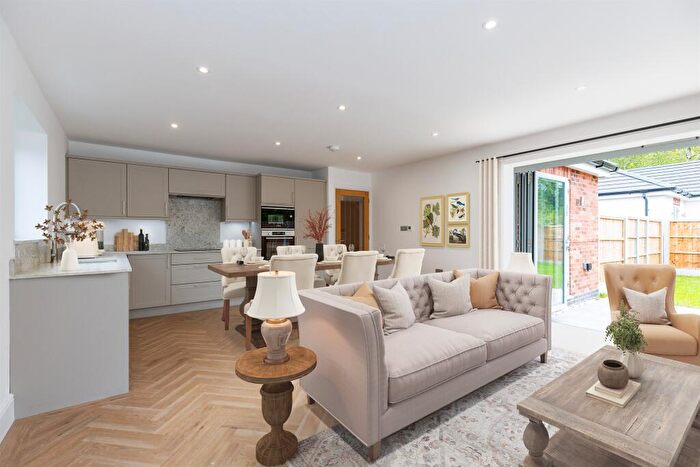 3 Bedroom Detached Bungalow For Sale In Edmondson Close, Dunchurch, Rugby, CV22