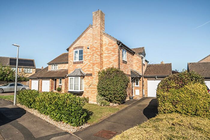 3 Bedroom Detached House For Sale In The Bramptons, Shaw, Swindon, SN5