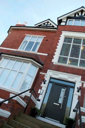 2 Bedroom Flat To Rent In Cambridge Road, Southport, PR9