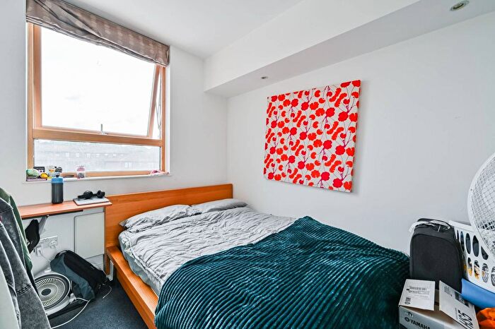 1 Bedroom Flat To Rent In St Pancras Way, King's Cross, London, NW1