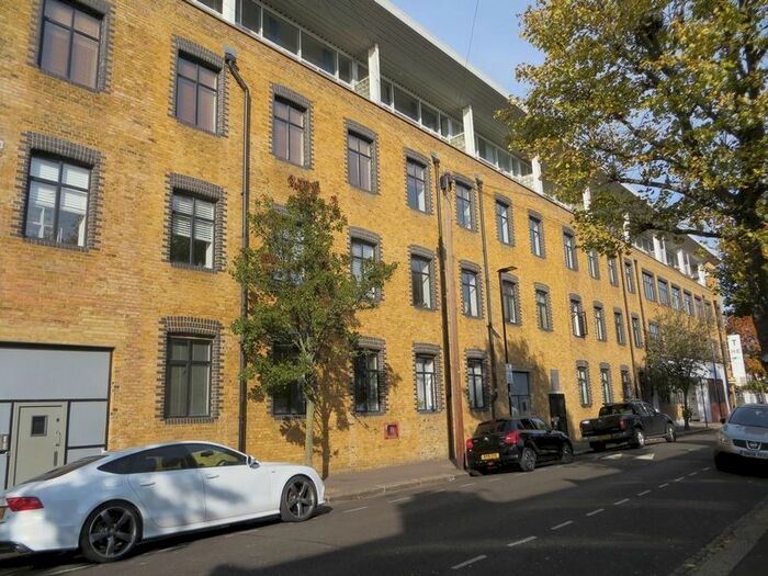 1 Bedroom Flat To Rent In Jedburgh Road, London, E13