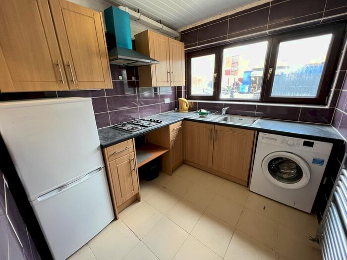 1 Bedroom Flat To Rent In Kenton Road, Harrow-On-The-Hill, Harrow, HA3