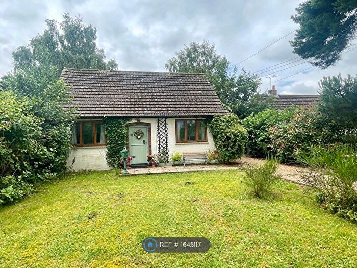 2 Bedroom Bungalow To Rent In Sandy Lane, Woodhall Spa, LN10