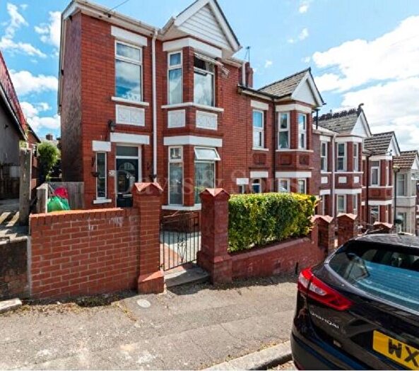 3 Bedroom End Of Terrace House For Sale In Batchelor Road, Newport, Gwent., NP19
