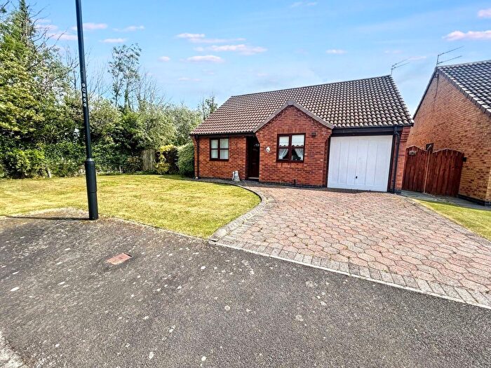 2 Bedroom Detached Bungalow For Sale In Crofters Close, Annitsford, Cramlington, NE23