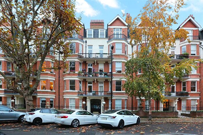 2 Bedroom Flat For Sale In Wymering Mansions, Maida Vale, W9