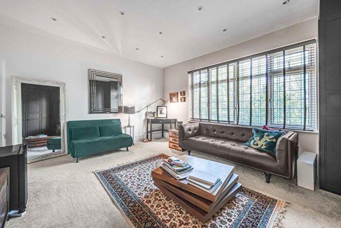 5 Bedroom Detached House To Rent In The Grove, Isleworth, TW7
