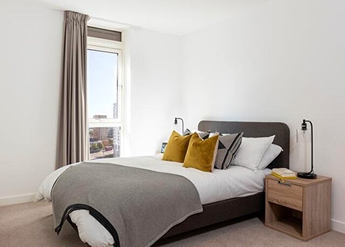 Flat To Rent In Allegro, Exchange Square, B4