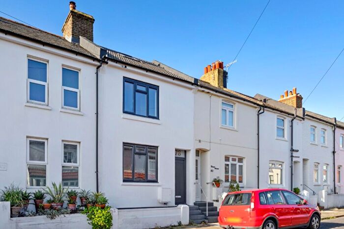 3 Bedroom Terraced House To Rent In Grange Road, Hove, East Sussex, BN3