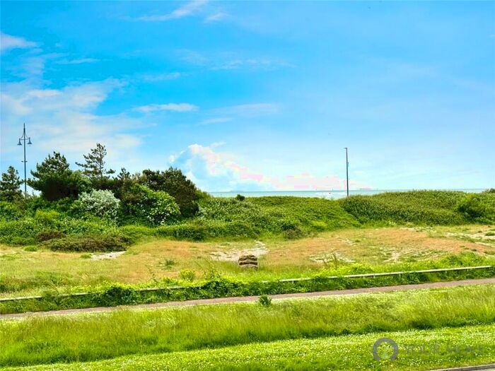 2 Bedroom Flat To Rent In Blakes Way, Eastbourne, East Sussex, BN23