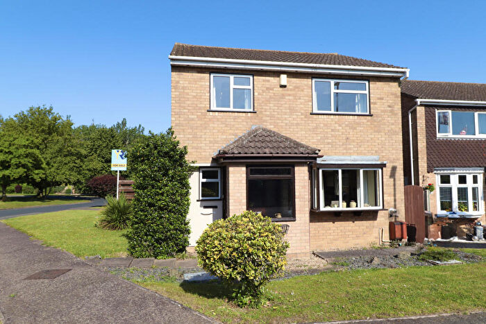 4 Bedroom Detached House For Sale In Lakeside Close, Perry, Huntingdon, Cambridgeshire, PE28