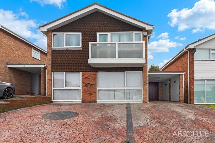 4 Bedroom Detached House For Sale In Redgate Close, Torquay, TQ1