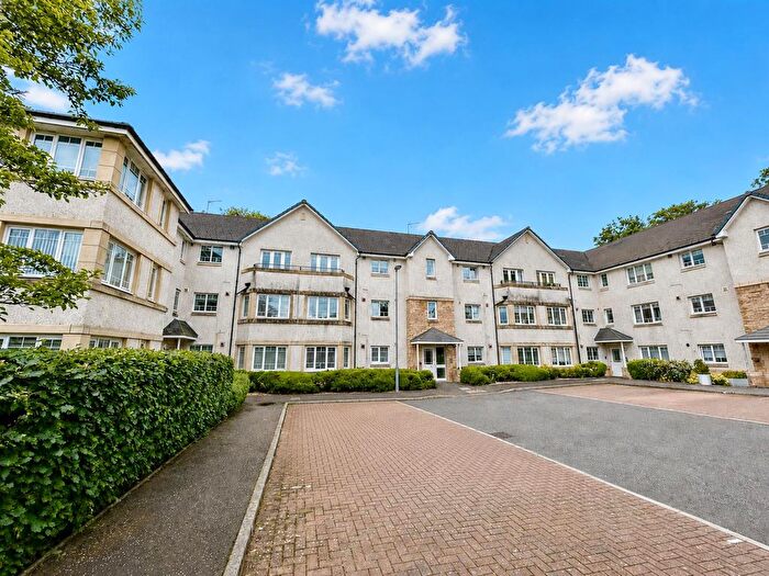2 Bedroom Flat For Sale In Dalzell Drive, Motherwell, ML1