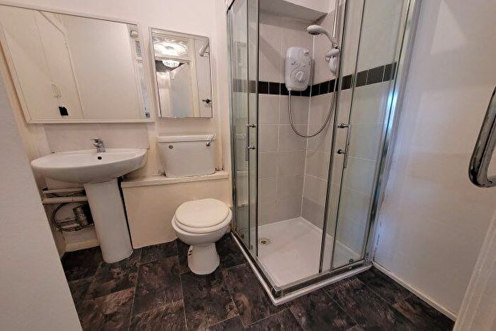 1 Bedroom Flat To Rent In Pembroke Court, Manchester, M27