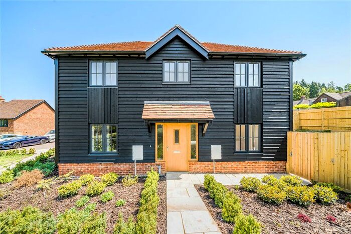 3 Bedroom Semi-Detached House To Rent In Rother View, Heathfield, East Sussex, TN21