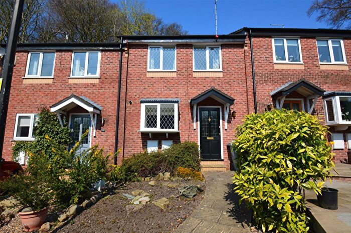 2 Bedroom Mews To Rent In Beechwood Mews, Macclesfield, SK10