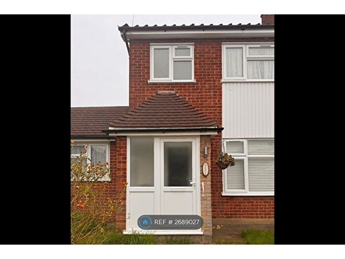 5 Bedroom End Terrace House To Rent In Roding Way, Rainham, RM13