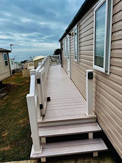 3 Bedroom Hotel For Sale In Rowan Meadow, Devon Cliffs, EX8