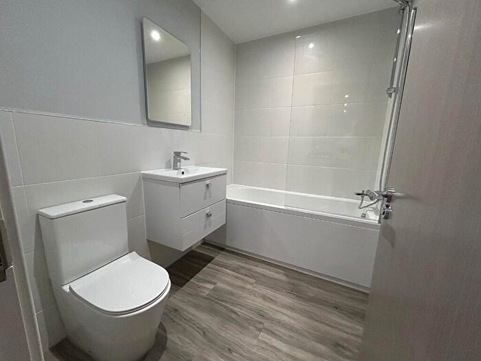 1 Bedroom Apartment To Rent In Derby Square, Liverpool, Merseyside, L2