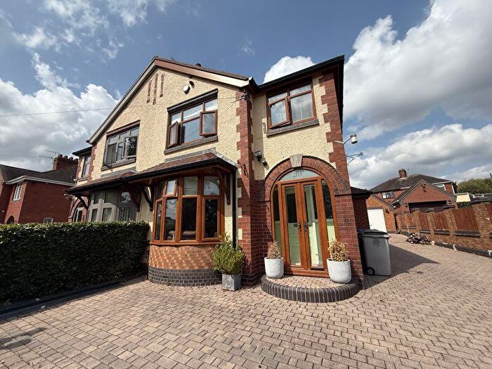 3 Bedroom Semi-Detached House For Sale In Birches Head Road, Stoke-On-Trent, ST1