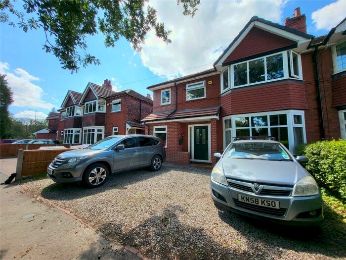 4 Bedroom Semi-Detached House To Rent In Norbury Grove, Hazel Grove, Stockport, SK7