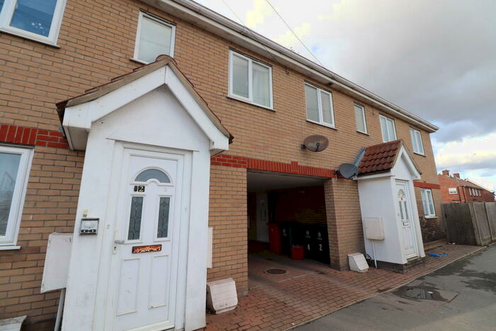 2 Bedroom Flat To Rent In Oxford Road, Clacton-on-Sea, CO15