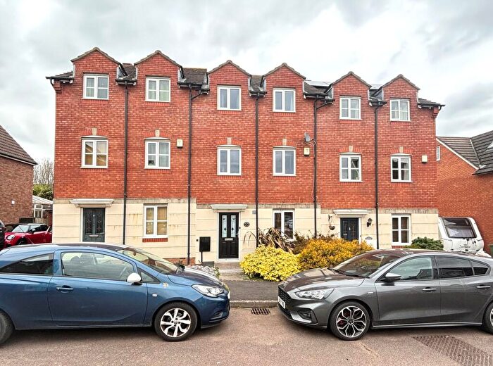 3 Bedroom Terraced House For Sale In Hamer Street, Gloucester, GL1