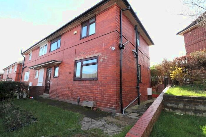 3 Bedroom Semi-Detached House To Rent In Broadlea Terrace, Bramley, Leeds, West Yorkshire LS13