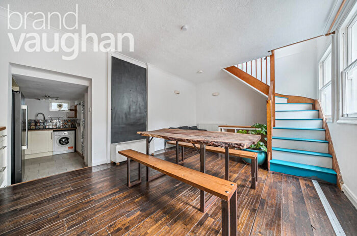 3 Bedroom Terraced House To Rent In Crown Gardens, Brighton, East Sussex, BN1