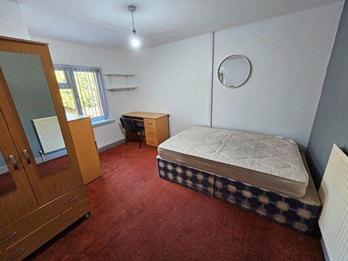 6 Bedroom Terraced House To Rent In Alton Road, Birmingham, B29