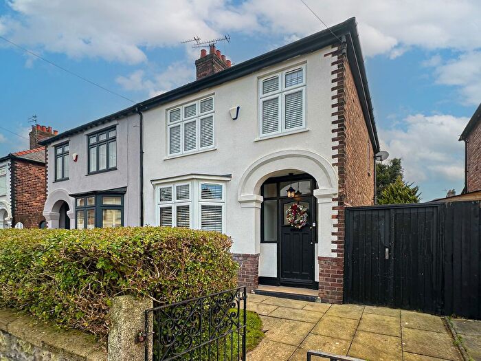 3 Bedroom Semi Detached House For Sale In Meredale Road, Liverpool, L18