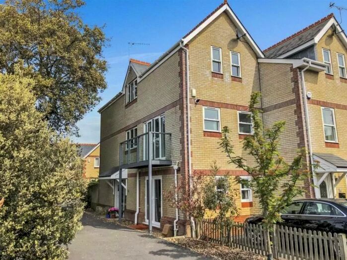 3 Bedroom Town House To Rent In Balmoral Road, Ashley Cross, Poole, BH14