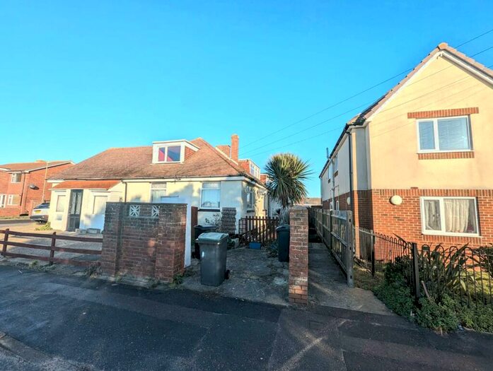 1 Bedroom Flat To Rent In Southwood Road, Hayling Seafront, PO11