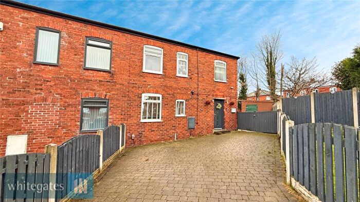 3 Bedroom Semi Detached House For Sale In Samuel Square, Gawber, Barnsley, S75