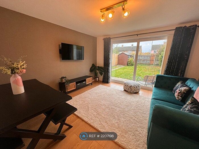 2 Bedroom Semi-Detached House To Rent In Ashvale, Cambridge, CB4