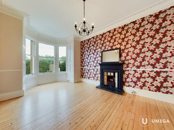 3 Bedroom Flat To Rent In Forbes Road, Bruntsfield, Edinburgh, EH10