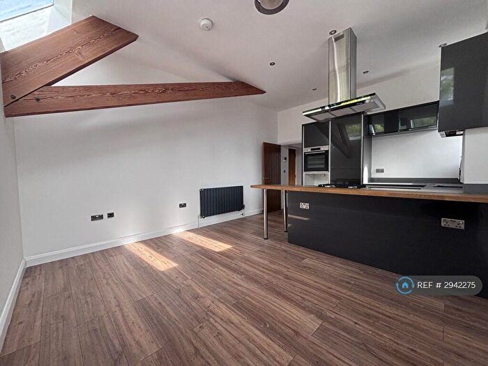 2 Bedroom Flat To Rent In Mousehold Ave, Norwich, NR3