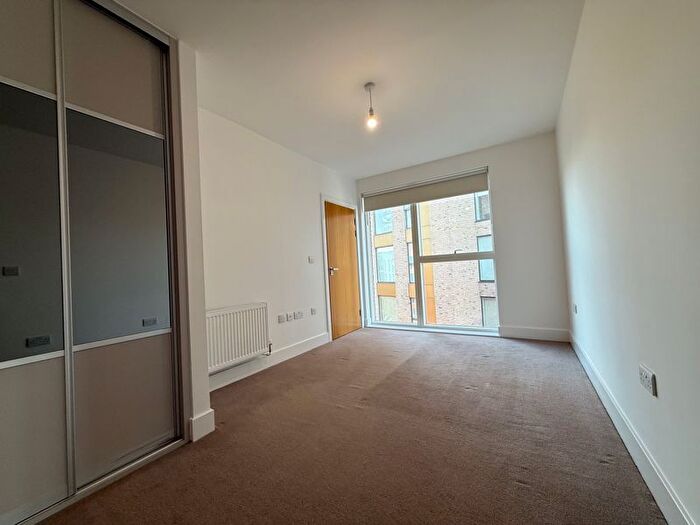 3 Bedroom Flat To Rent In Thistleton House, Colindale Gardens, NW9