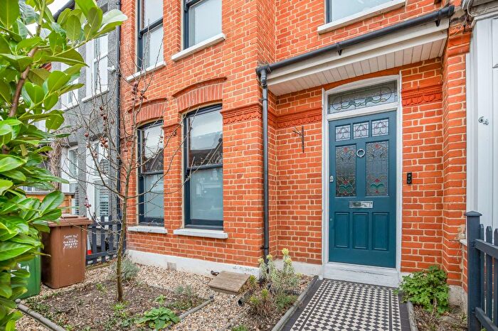 3 Bedroom Detached House To Rent In Torridon Road, London, SE6