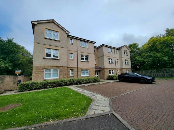 2 Bedroom Flat To Rent In Braemar Court, Glenrothes, KY6