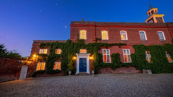 5 Bedroom Country House For Sale In Shortgrove Estate, Saffron Walden, CB11