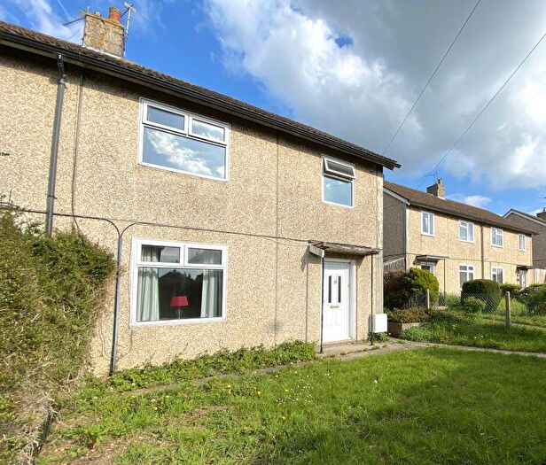 3 Bedroom Semi Detached House For Sale In Turnpike Road, Highworth, Swindon, SN6