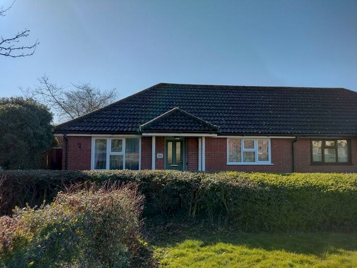 2 Bedroom Semi-Detached Bungalow To Rent In Georgette Gardens, Spalding, PE11