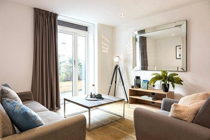 2 Bedroom Apartment To Rent In Exchange Square, The Priory Queensway, Birmingham, West Midlands, B4