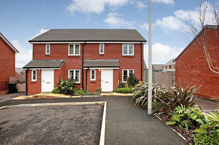 3 Bedroom Semi-Detached House For Sale In Trumpeter Place, Dawlish, EX7