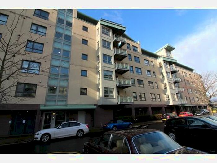 2 Bedroom Flat To Rent In Portland Row, Edinburgh, EH6