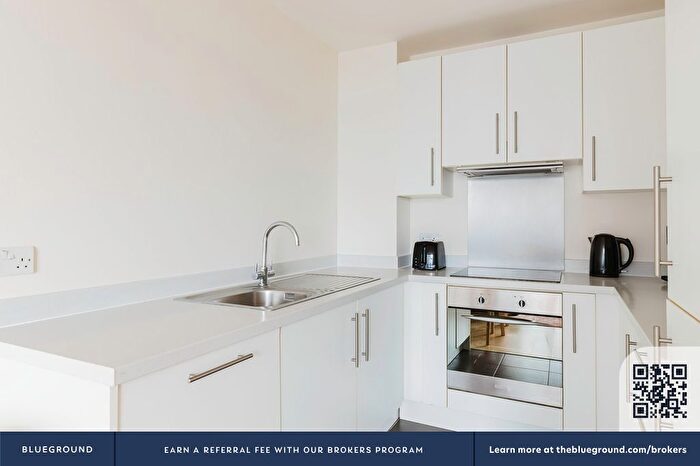 1 Bedroom Flat To Rent In Nine Elms, SW11