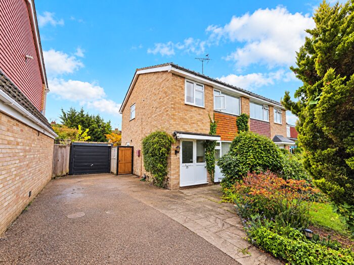 3 Bedroom Semi-Detached House For Sale In Staplehurst, Kent, TN12